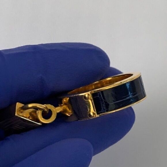 ❤️RARE❤️ HERMES Kelly Gold Tone Scarf Ring - Picture 7 of 11